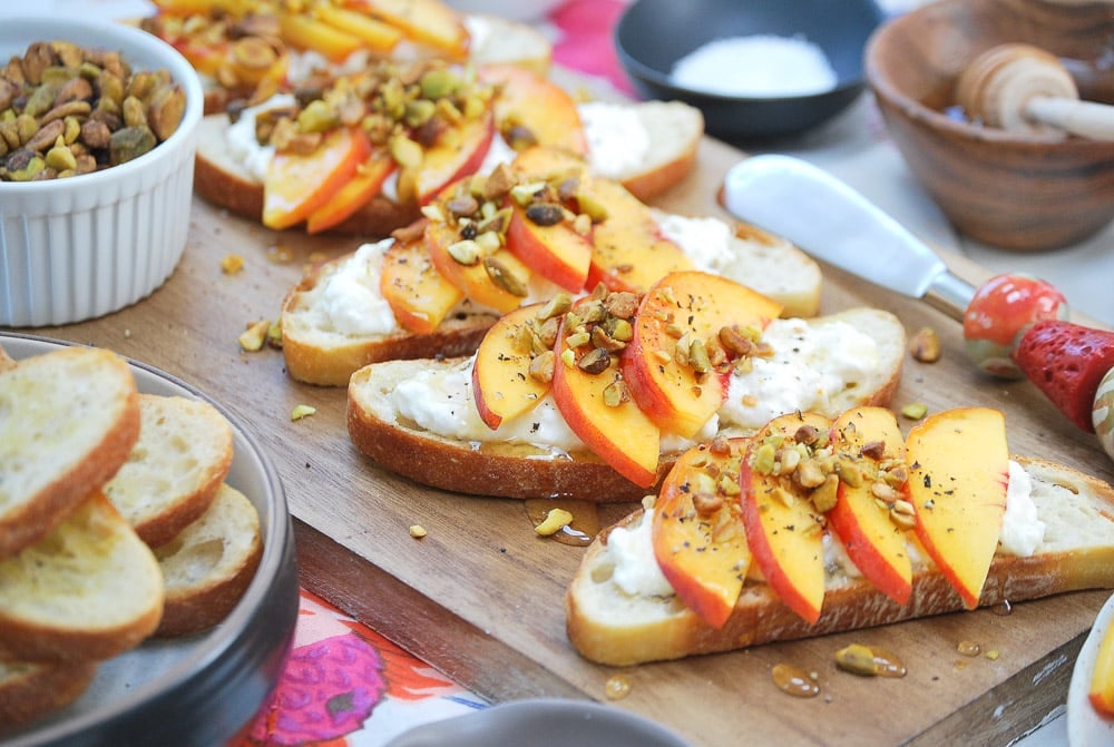 Peach Burrata Crostini-3