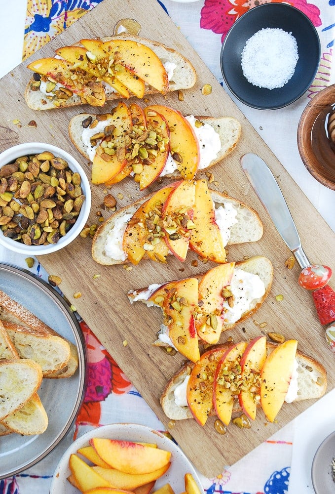 Peach Burrata Crostini-5