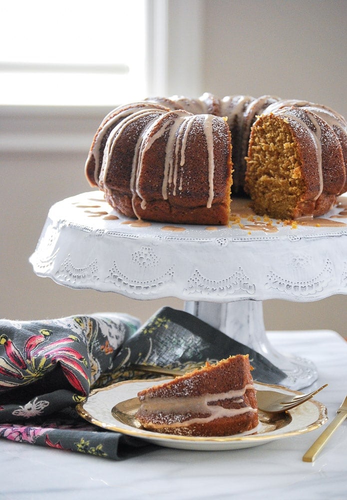 Pumpkin Cake with Cinnamon Vanilla Glaze-4