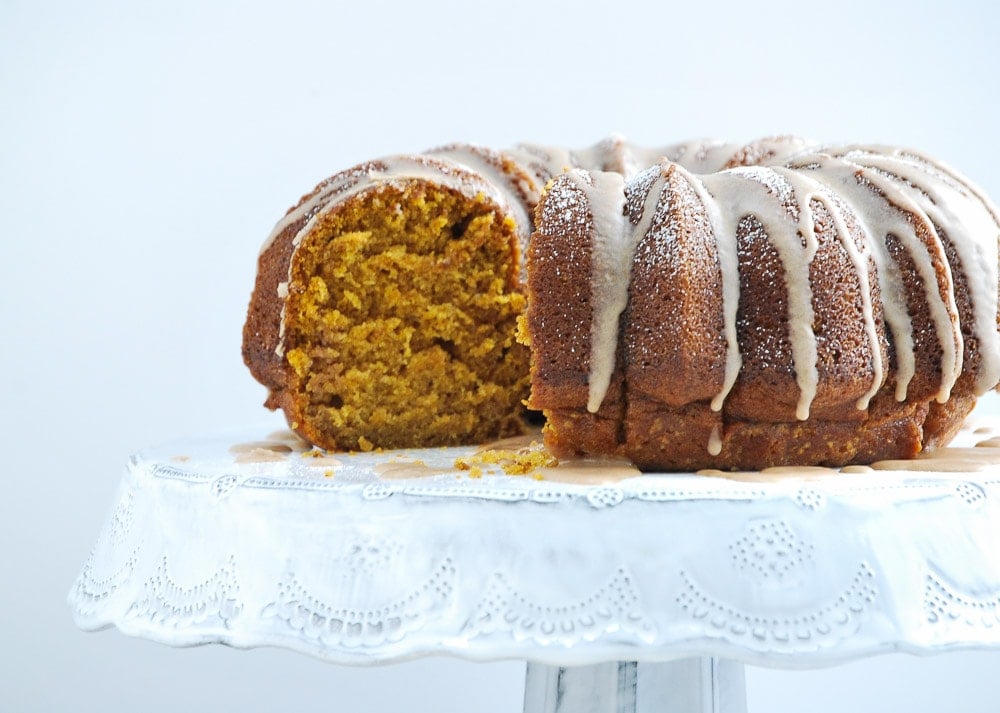 Pumpkin Cake with Cinnamon Vanilla Glaze-5