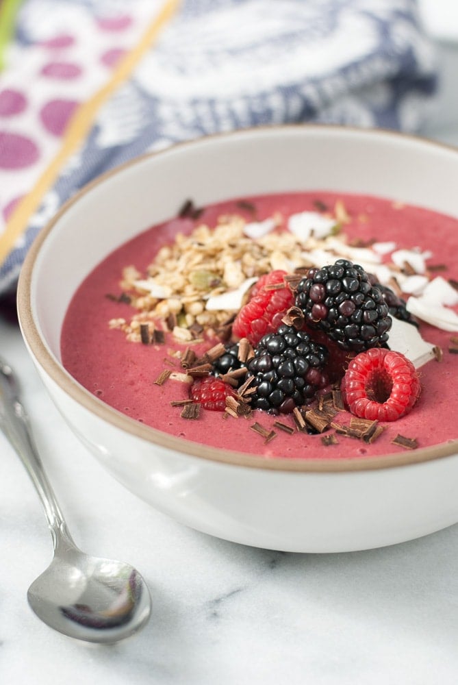 Chocolate Cheery Smoothie Bowl