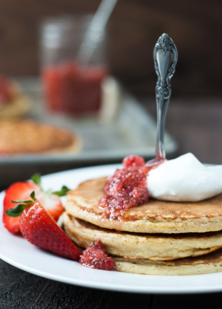 Oatmeal Cottage Cheese Pancakes-4