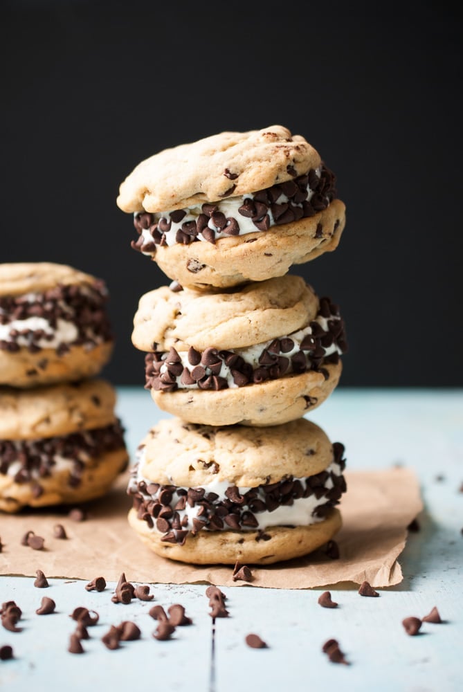 Chocolate Chip Ice Cream Cookie Sandwiches_-4