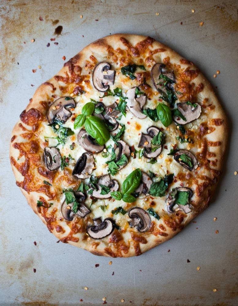 Mushroom, Garlic, & Spinach Pizza