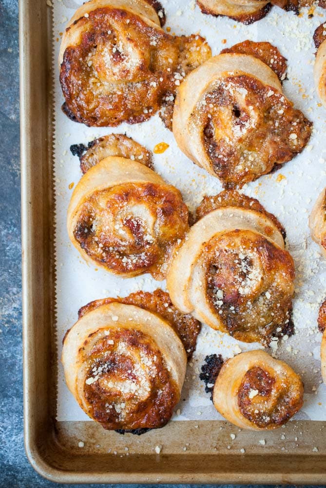 Whole Wheat Tomato Basil Pesto Pizza Rolls
