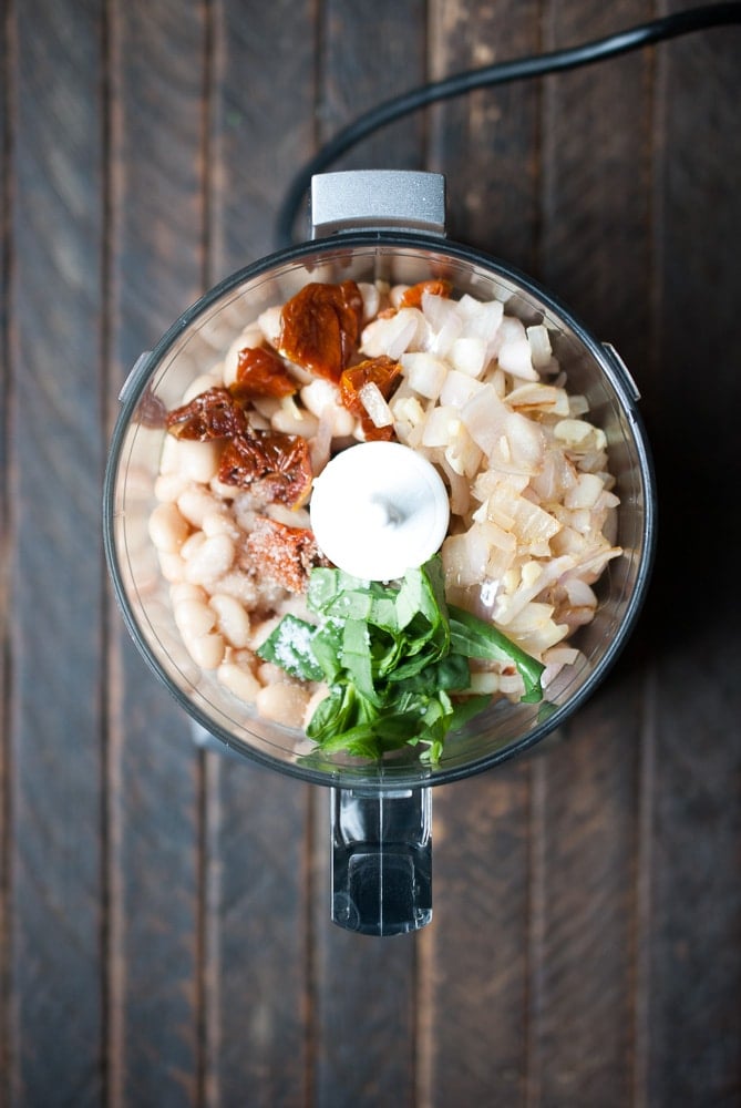 White Bean & Sun Dried Tomato Dip