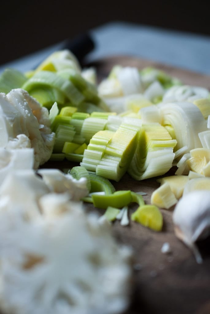 Golden Cauliflower Leek Soup
