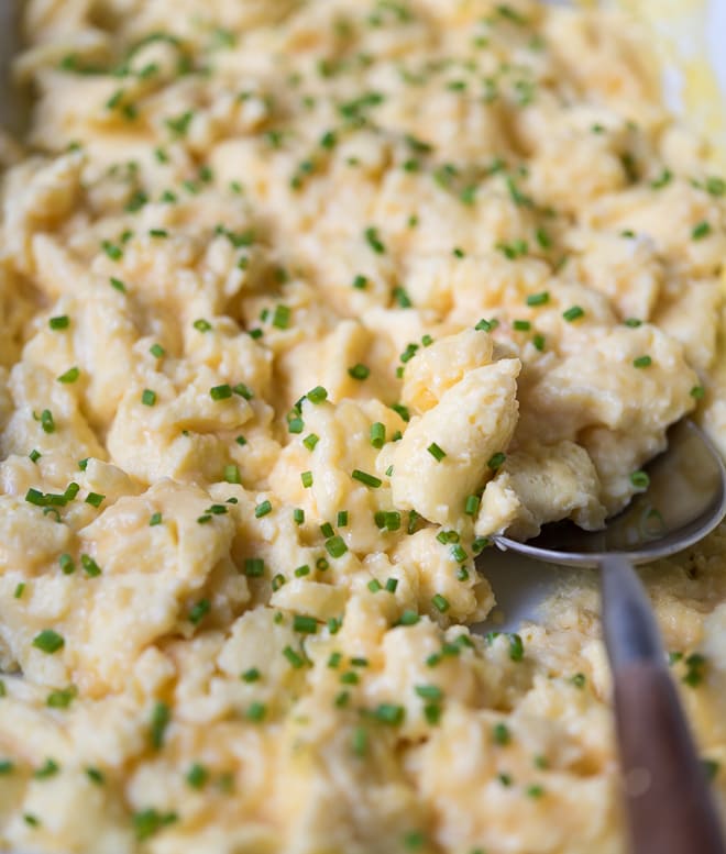 Scrambled Eggs sprinkled with chives