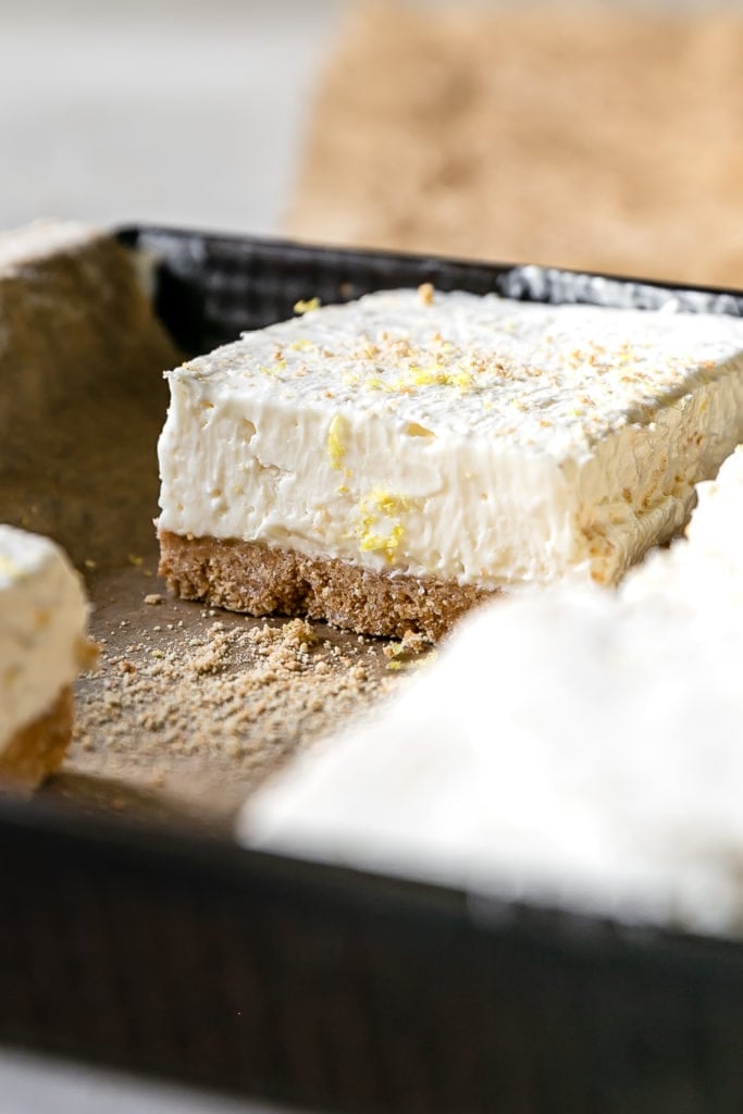 lemon cheesecake bars