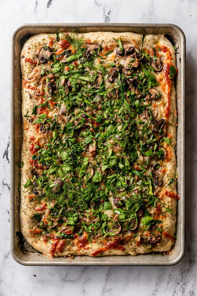 Garlic & Fennel Mushroom Pizza