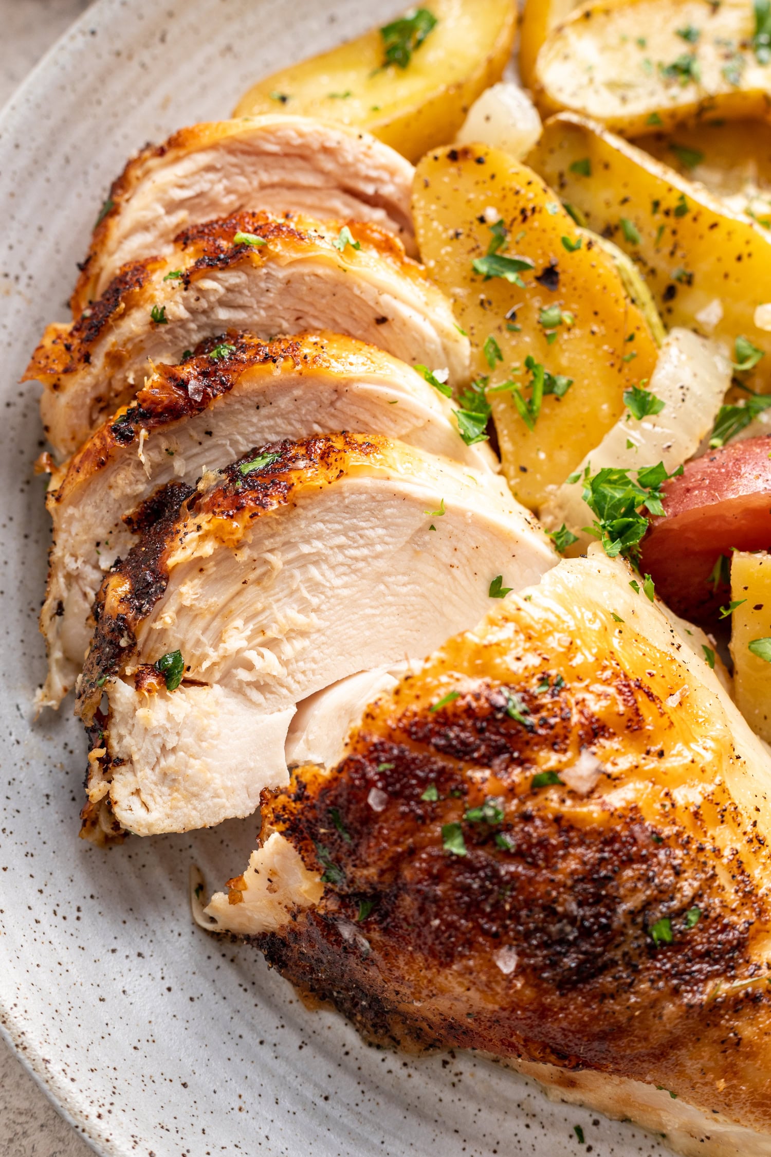 sliced chicken with crispy skin