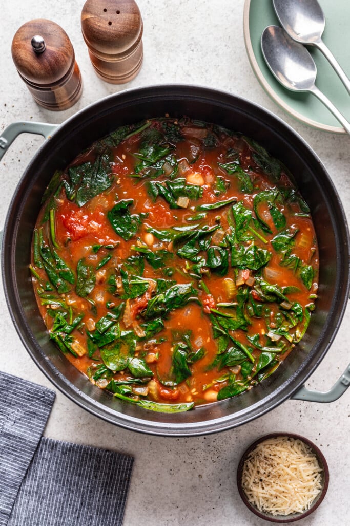 big pot of spinach white bean soup